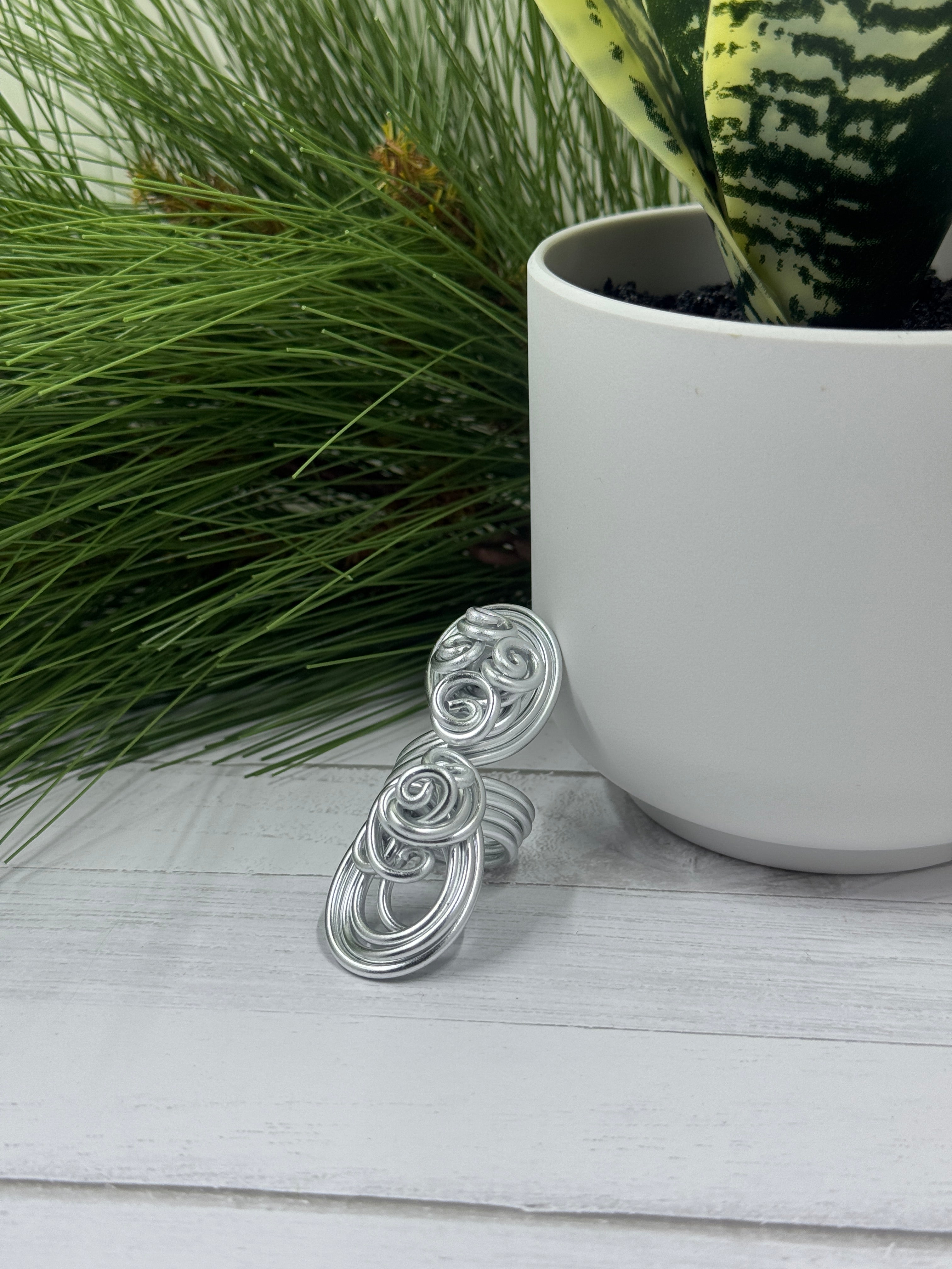 Big cocktail ring, Wire Wrapped Statement ring, Silver wire wrapped ring, adjustable ring, aluminum wire ring, chunky ring, long ring